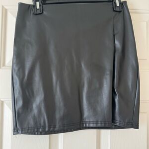 Pleather mini skirt